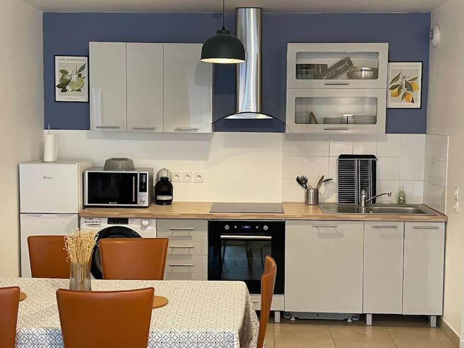 Appartement Pres Du Metro Et Aux Portes De Paris *