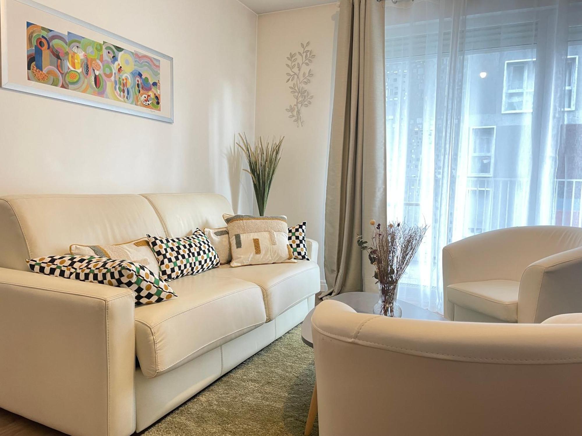 Appartement Pres Du Metro Et Aux Portes De Paris Saint-Ouen (Seine-Saint-Denis)